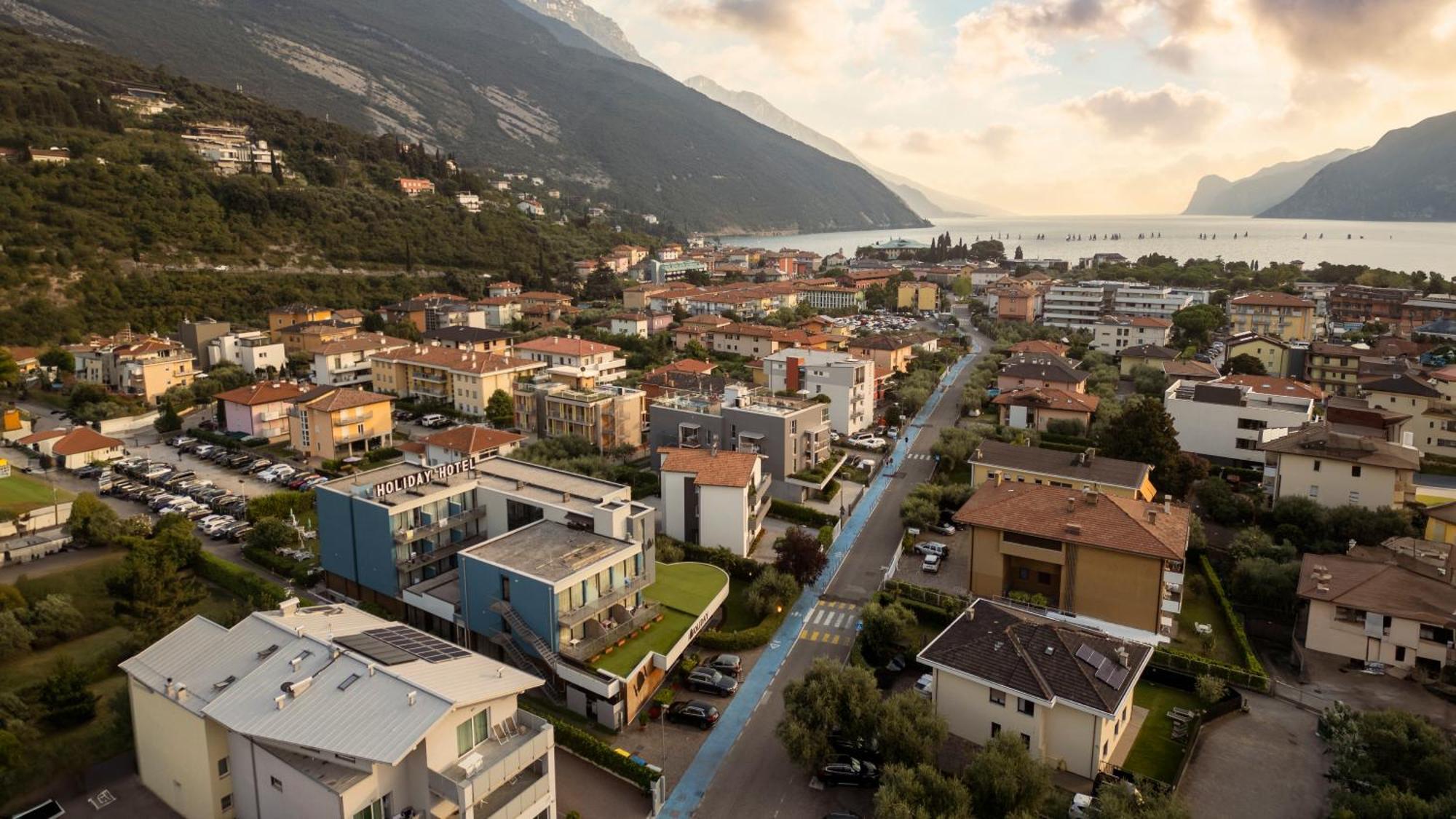 Hotel Holiday Sport & Relax Torbole Sul Garda Exteriér fotografie